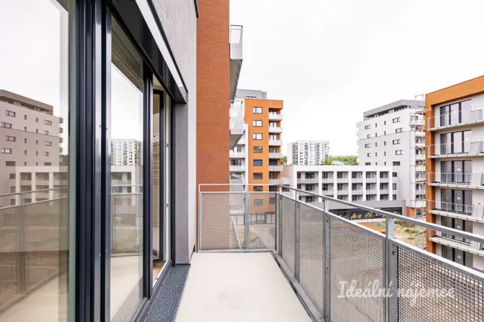Pronájem bytu 1+kk, Praha - Vysočany, Gerstelova, 32 m2