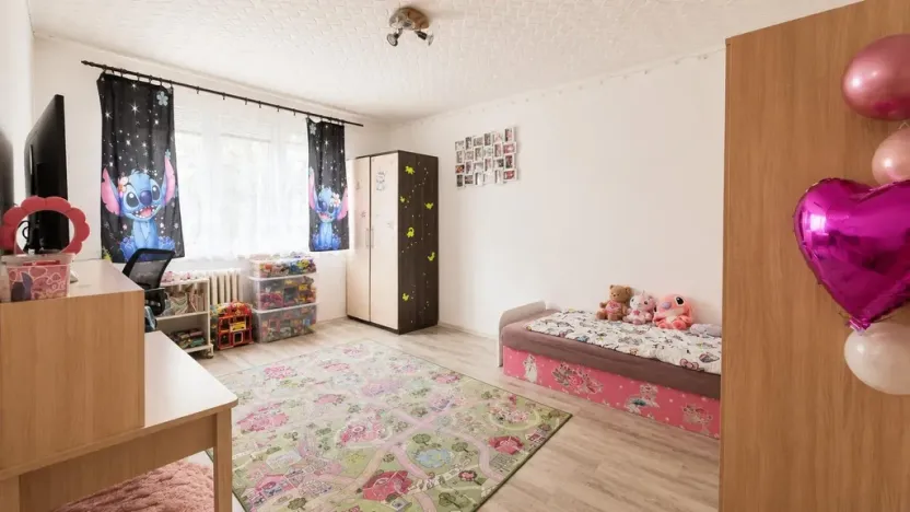 Pronájem bytu 2+1, Klášterec nad Ohří - Miřetice u Klášterce nad Ohří, Jana Ámose Komenského, 52 m2