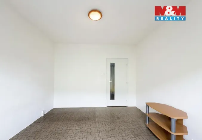 Prodej bytu 2+1, Klášterec nad Ohří, Družstevní, 60 m2