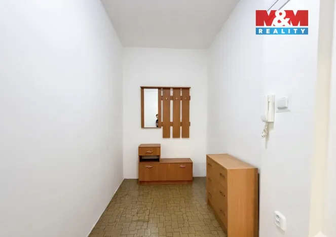Prodej bytu 2+1, Klášterec nad Ohří, Družstevní, 60 m2