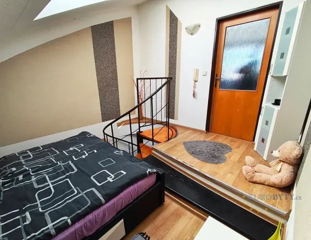 Prodej bytu 2+1, Nymburk, V Kolonii, 64 m2