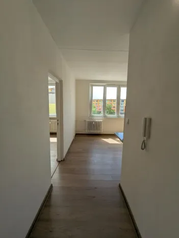 Pronájem bytu 1+1, Klášterec nad Ohří - Miřetice u Klášterce nad Ohří, Pionýrů, 35 m2