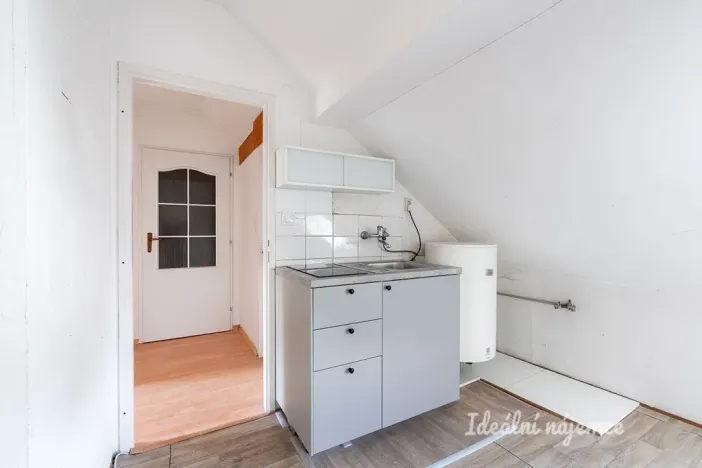 Pronájem bytu 2+1, Praha - Horní Počernice, Otovická, 53 m2