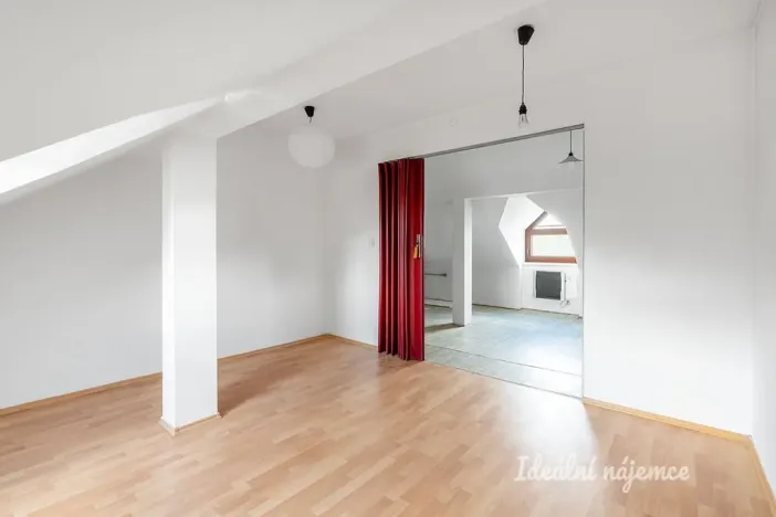 Pronájem bytu 2+1, Praha - Horní Počernice, Otovická, 53 m2
