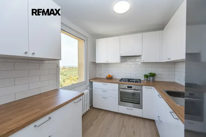 Pronájem bytu 3+1, Praha - Žižkov, Křivá, 73 m2