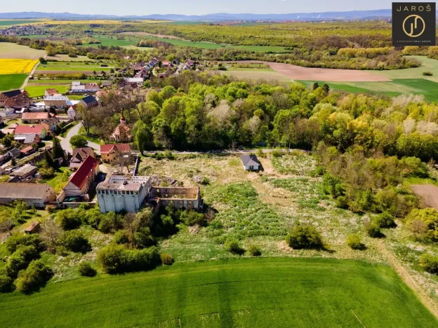 Prodej pozemku pro bydlení, Liběšice - Dobříčany, 8827 m2