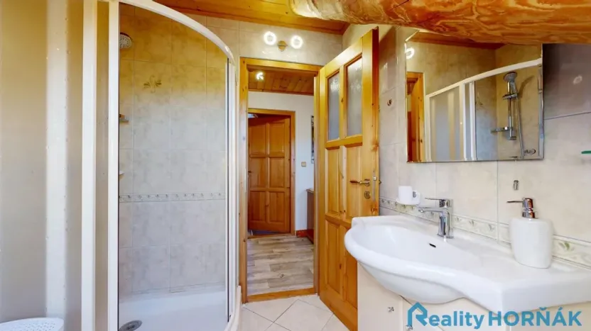 Prodej ubytování, Hluboká nad Vltavou - Jeznice, 293 m2