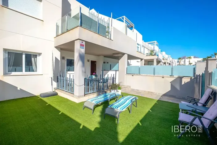 Prodej bytu 3+kk, Torrevieja, Španělsko, 76 m2