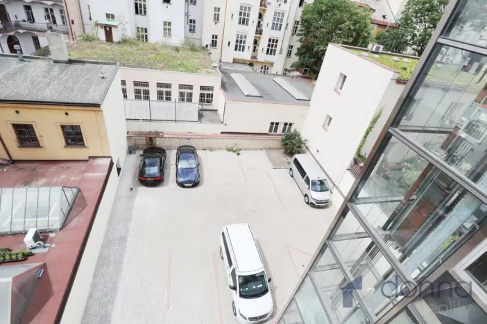 Pronájem kanceláře, Praha, Bělehradská, 100 m2
