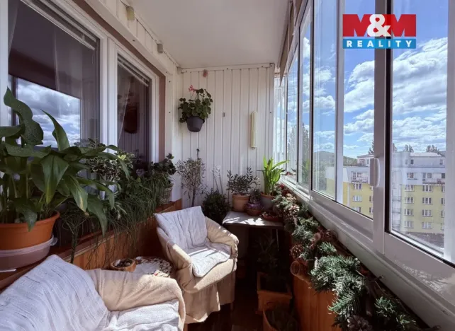 Prodej bytu 2+1, Klášterec nad Ohří - Miřetice u Klášterce nad Ohří, Jana Ámose Komenského, 62 m2