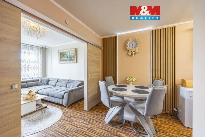 Prodej bytu 3+1, Praha - Řepy, Makovského, 66 m2