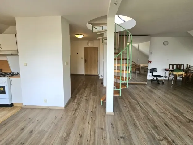Pronájem bytu 2+kk, Praha, Strakatého, 84 m2