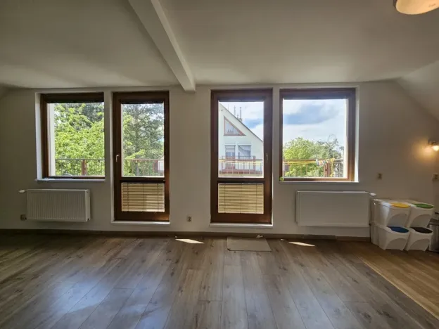 Pronájem bytu 2+kk, Praha, Strakatého, 84 m2