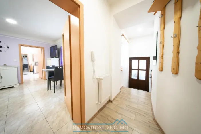 Pronájem bytu 2+kk, Znojmo, Velká Mikulášská, 52 m2