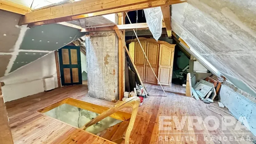 Prodej rodinného domu, Dubá - Nový Berštejn, Malý Mlýnek, 350 m2