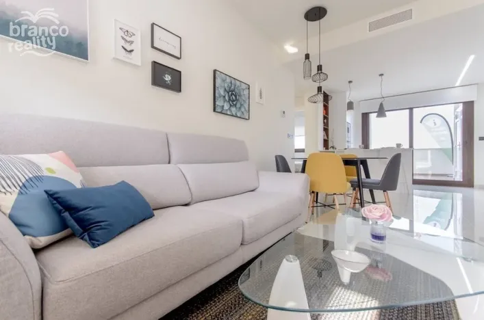 Prodej rodinného domu, Torrevieja, Alicante, Španělsko, 63 m2