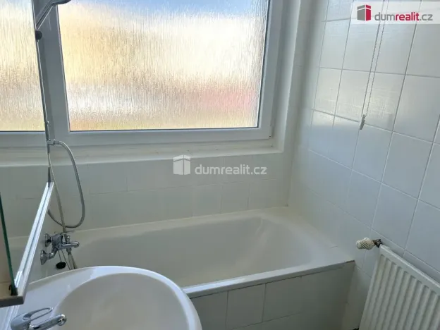 Pronájem bytu 3+kk, Zruč nad Sázavou, náměstí Míru, 65 m2