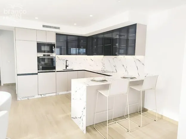 Prodej rodinného domu, Algorfa, Alicante, Španělsko, 238 m2