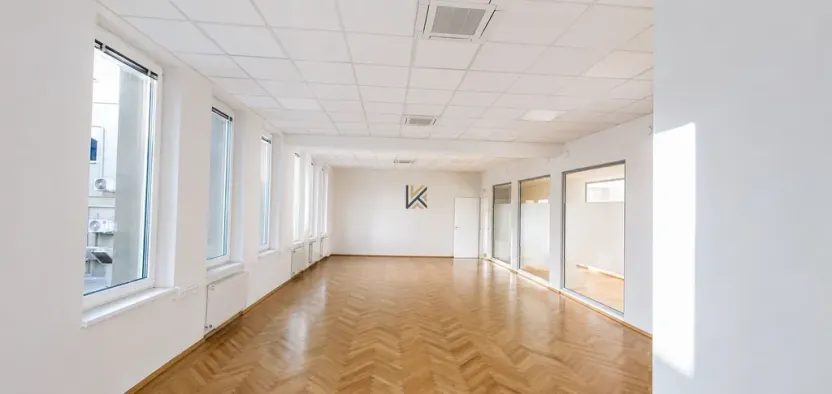 Pronájem kanceláře, Praha - Smíchov, Rozkošného, 280 m2