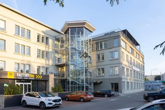 Pronájem kanceláře, Praha - Smíchov, Rozkošného, 280 m2