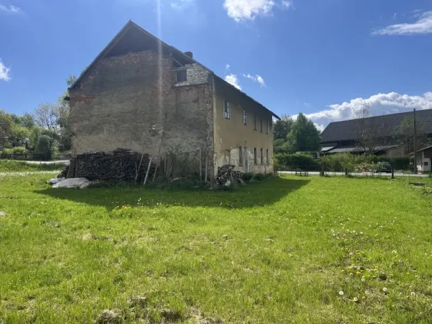 Prodej vícegeneračního domu, Sezemice, 310 m2