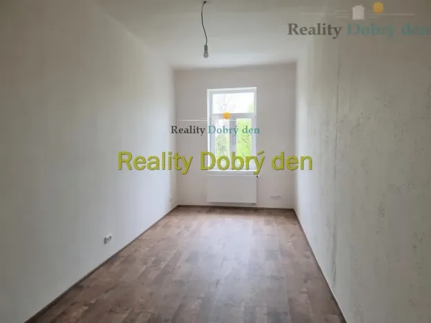 Pronájem bytu 2+1, Opava, Nádražní okruh, 67 m2