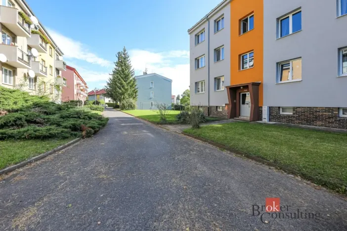 Prodej bytu 3+1, Tlučná, V Rybníčkách, 70 m2