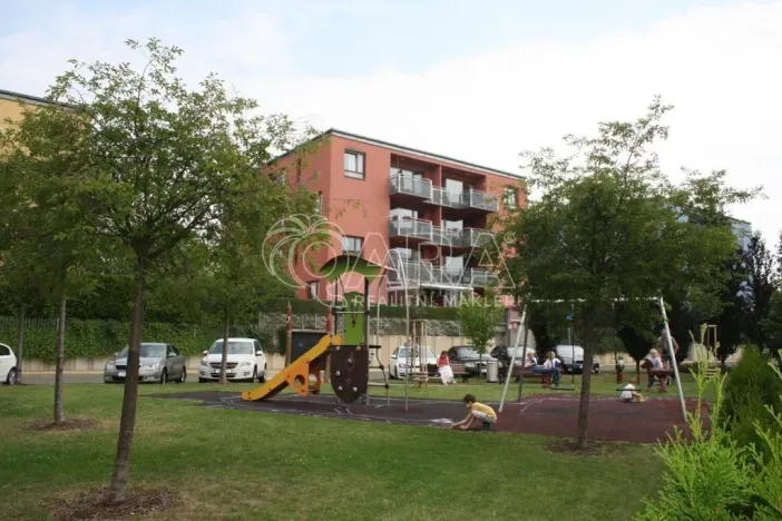 Pronájem bytu 3+kk, Praha - Řepy, Čistovická, 67 m2