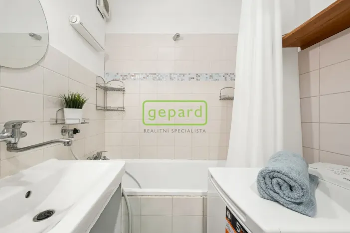 Prodej bytu 2+kk, Praha, Gutova, 45 m2
