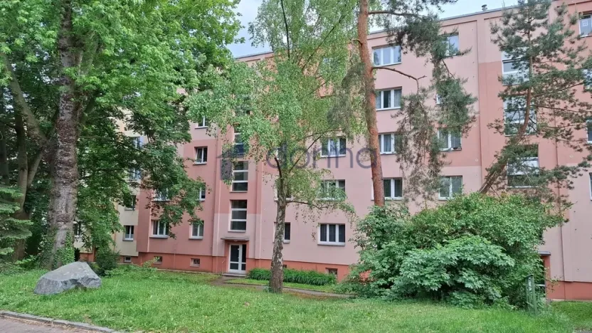Prodej bytu 2+1, Praha, Sněženková, 52 m2