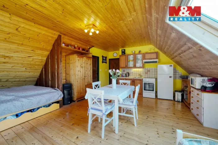 Prodej rodinného domu, Strážov, 359 m2