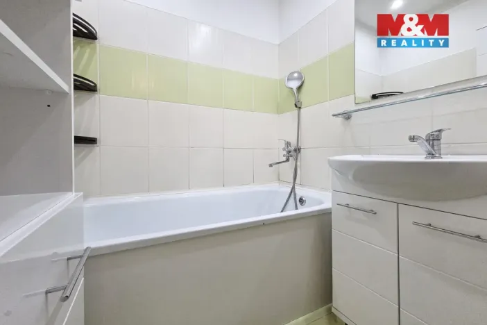 Pronájem bytu 2+1, Sokolov, Sokolovská, 52 m2