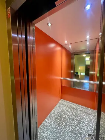 Pronájem bytu 1+kk, Praha, Na okraji, 33 m2