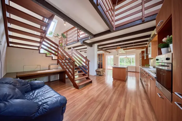 Prodej rodinného domu, Výrava, 280 m2
