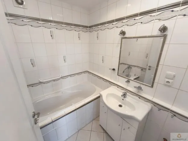 Pronájem bytu 3+1, Olomouc - Povel, Schweitzerova, 54 m2