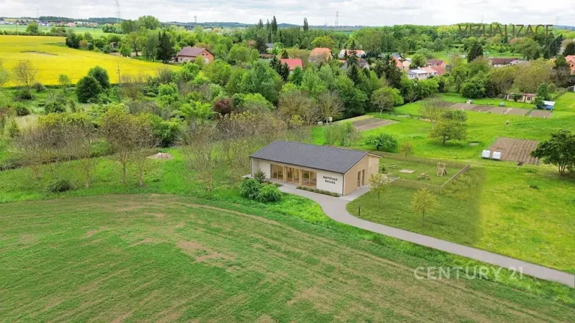 Prodej komerčního pozemku, Mratín, 1463 m2