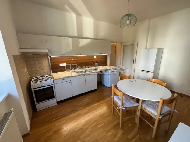 Pronájem bytu 2+1, Olomouc, Hněvotínská, 74 m2