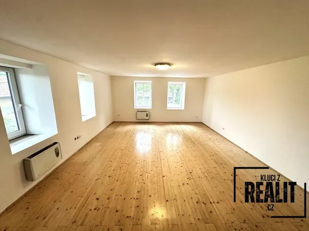 Prodej rodinného domu, Chorušice - Zahájí, 170 m2