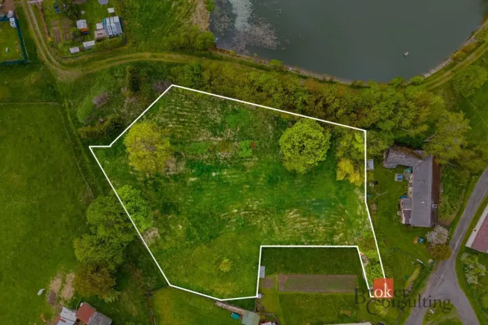 Prodej pozemku pro bydlení, Bezvěrov, 3225 m2