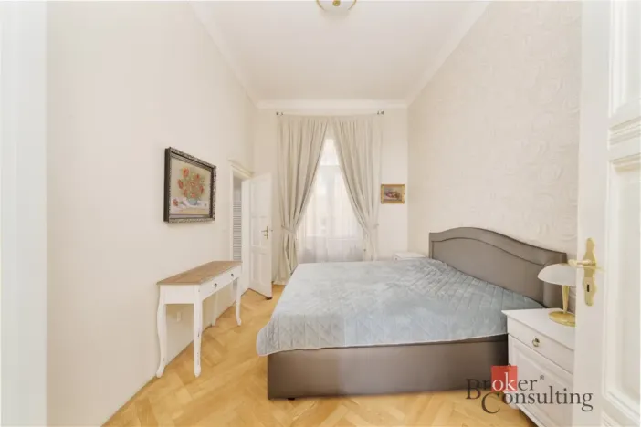Pronájem bytu 3+1, Praha - Nové Město, Masarykovo nábřeží, 114 m2