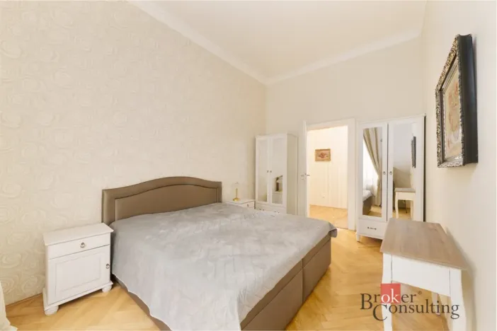 Pronájem bytu 3+1, Praha - Nové Město, Masarykovo nábřeží, 114 m2