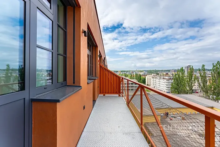 Pronájem bytu 3+kk, Praha - Vysočany, Kolbenova, 64 m2