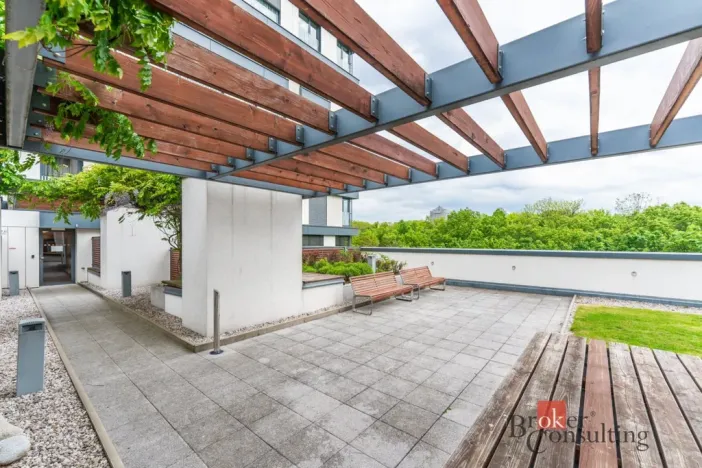 Pronájem bytu 1+kk, Praha, Olšanská, 39 m2