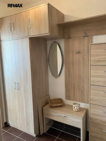 Pronájem bytu 1+kk, Kladno, Jaroslava Holečka, 34 m2