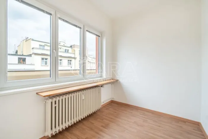Pronájem bytu 2+kk, Praha - Malešice, Malešická, 63 m2