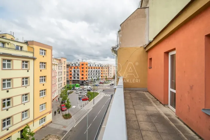 Pronájem bytu 2+kk, Praha - Malešice, Malešická, 63 m2