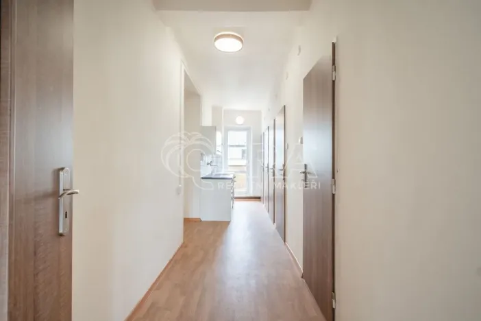 Pronájem bytu 2+kk, Praha - Malešice, Malešická, 63 m2