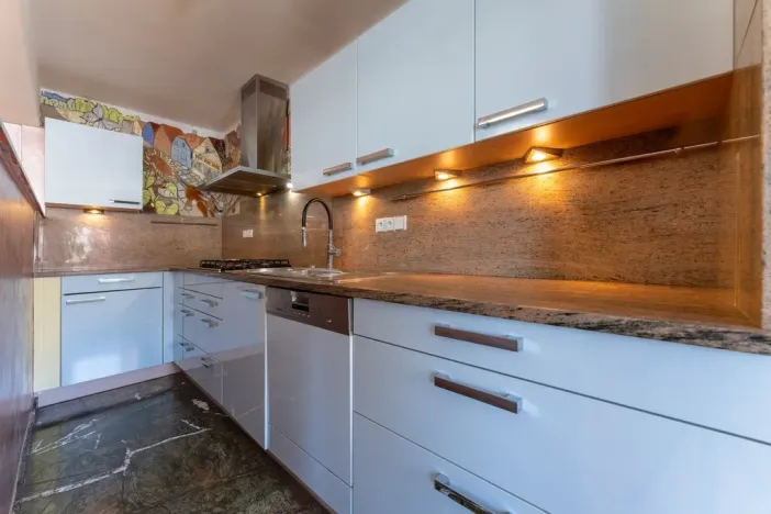 Prodej bytu 3+kk, Praha - Vokovice, Evropská, 72 m2