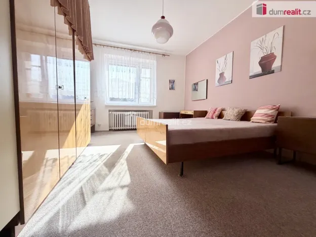 Prodej bytu 3+1, Zruč nad Sázavou, Dvouletky, 69 m2