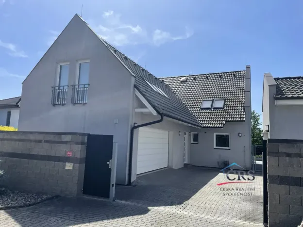 Prodej rodinného domu, Hostivice, 310 m2